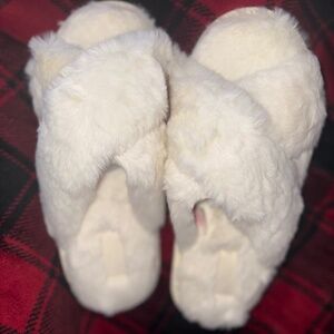 Faux fur open toe slippers Victoria Secret NEW